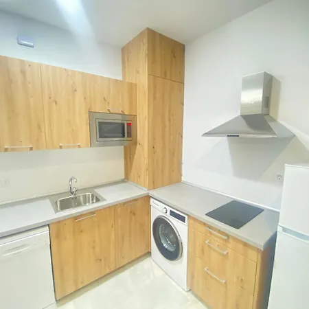 People Homes Clavel